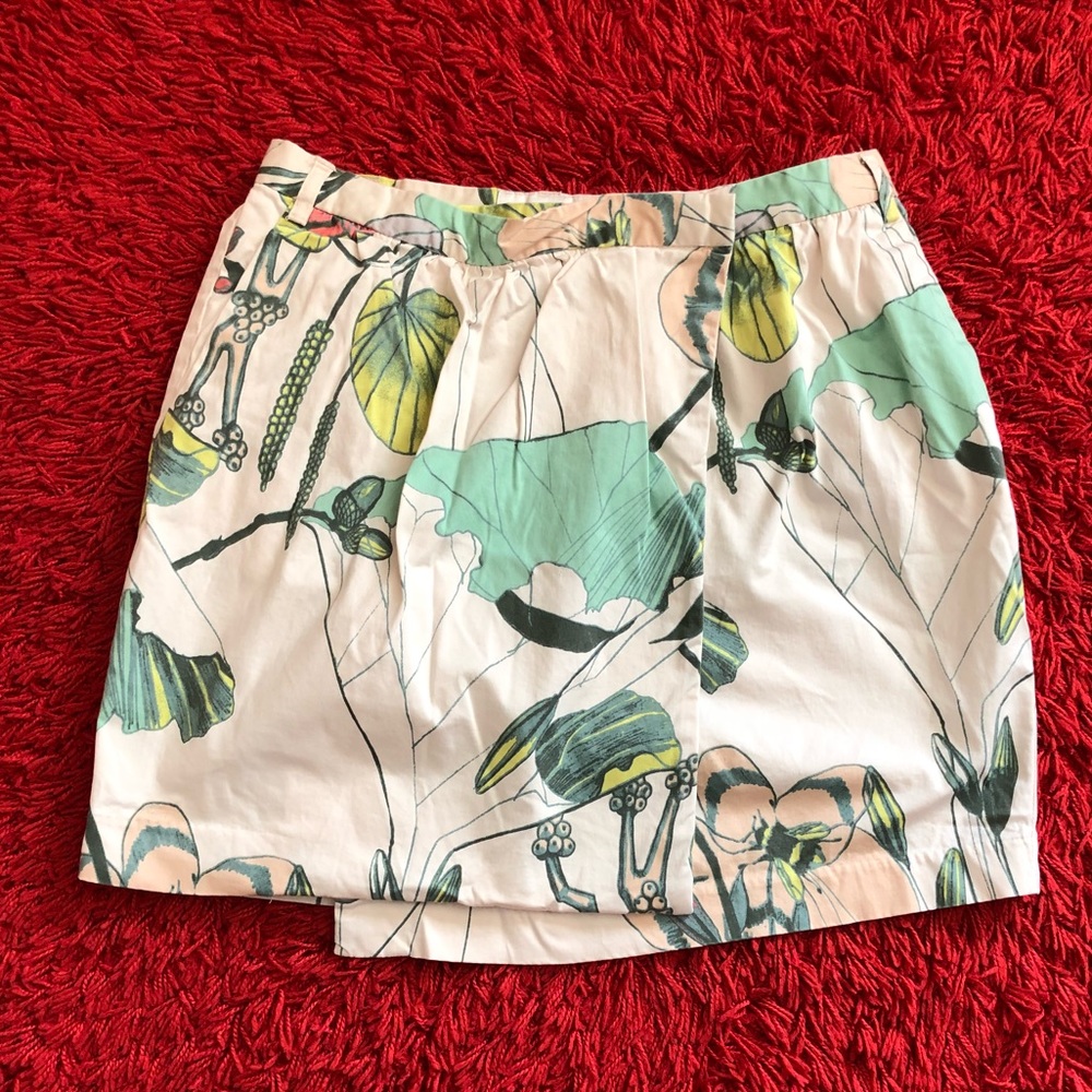 H&M multi-colored pleated skirt